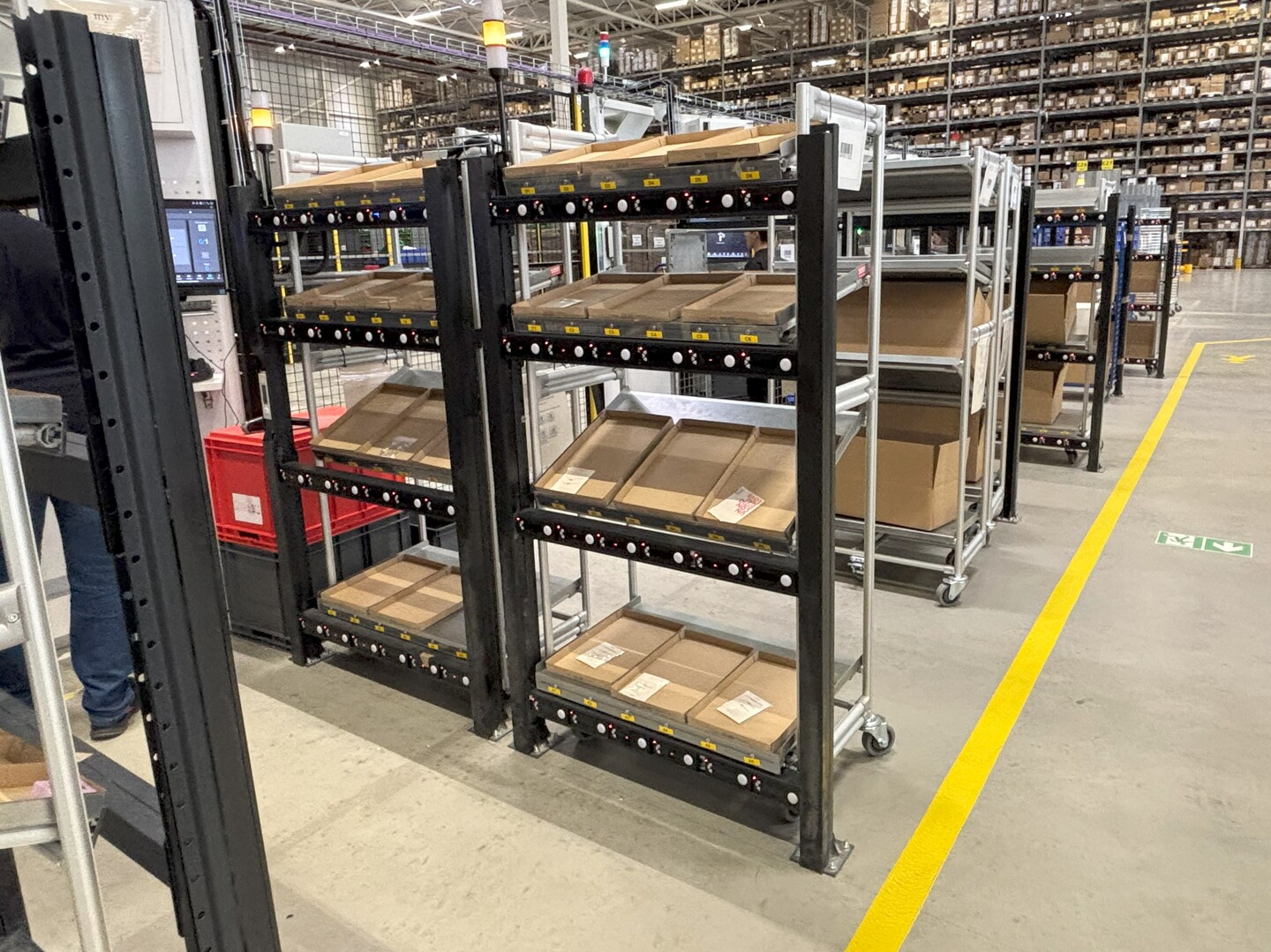 My Jewellery optimaliseert orderpicking met maatwerk karren